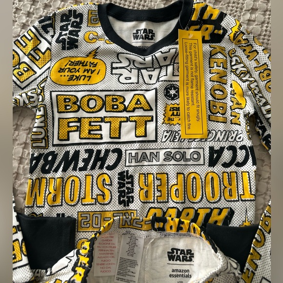 Star wars Amazon Essentials Boys and Toddlers' Flannel Pajama Sleep Sets - Picture 3 of 6